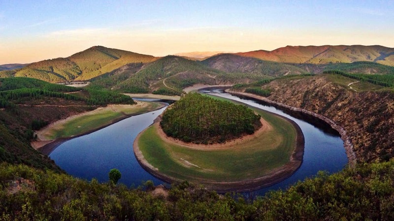 Pueblos Bonitos De Extremadura A Los Que Escaparte En El Puente Del Pilar