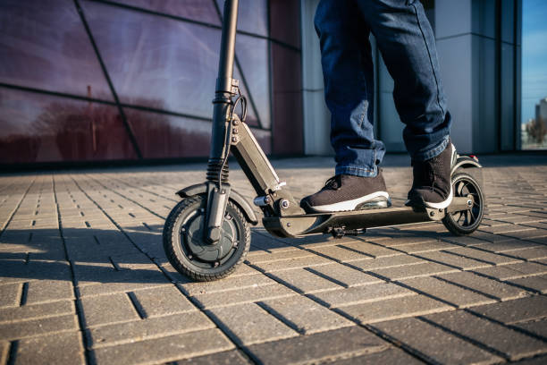 ¿Cómo Hacer El Cambio De Rueda De La Patinete Si Es Trasero?