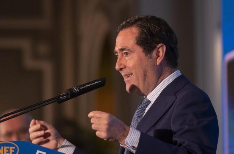 Garamendi recuerda que la CEOE tiene «la libertad y la independencia» para oponerse a la derogación