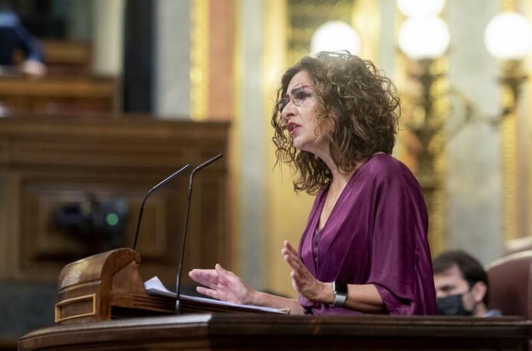El Gobierno defiende sus pactos para sacar las cuentas