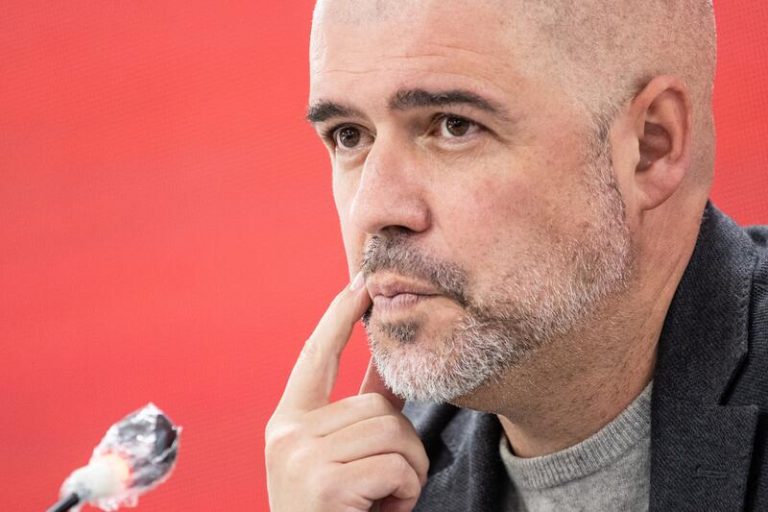 Sordo afirma que hay que «restringir» el despido en España