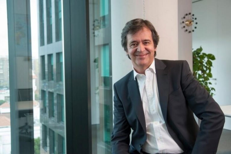 Amadeus reduce sus pérdidas un 61% hasta septiembre