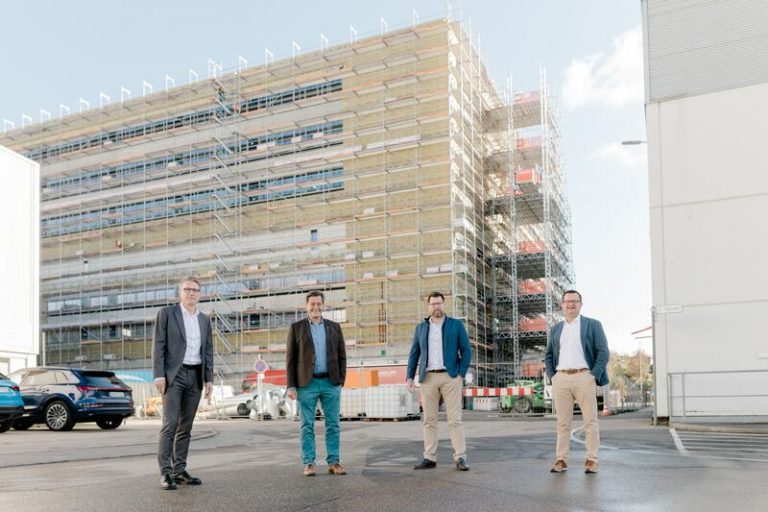 Audi desarrollará baterías de alto voltaje para eléctricos en su planta de Neckarsulm en Alemania