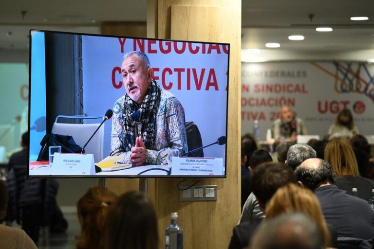 Álvarez califica de «refrito» la propuesta del Gobierno sobre los nuevos ERTE