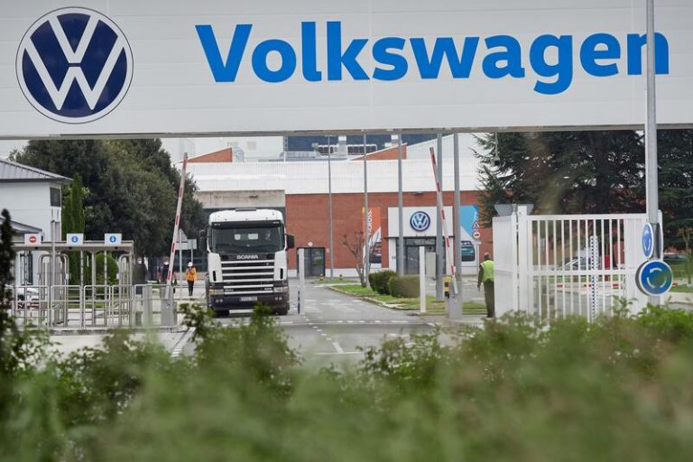 Haupt asegura que Landaben «es y seguirá siendo» una planta clave para el grupo Volkswagen