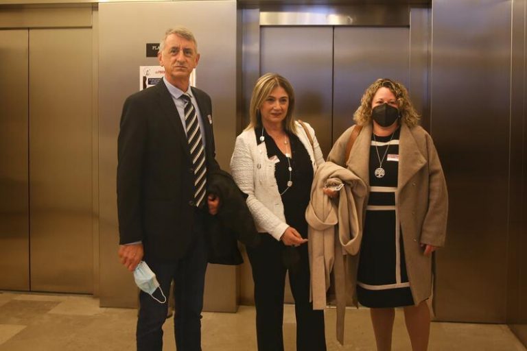 La madre de Marta Calvo se reúne con el PSOE para pedir que ocultar un cadáver sea delito
