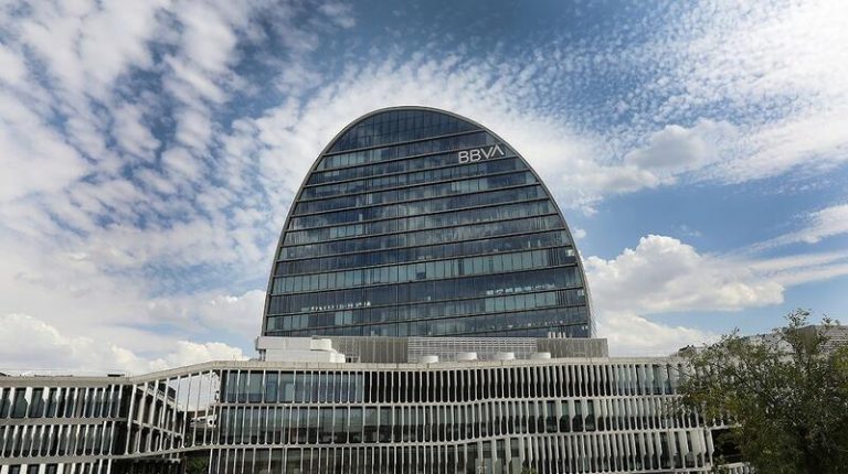Las operaciones de compras ‘online’ crecen un 11% interanual en el Día del Soltero
