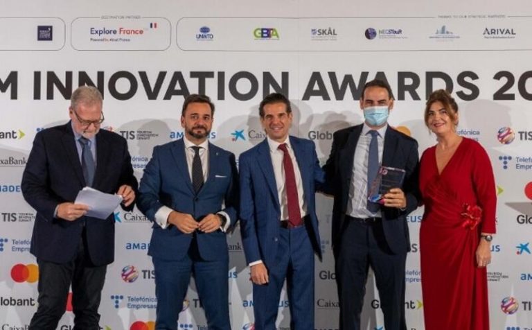 Un camarero robot y una iniciativa para personas sordas, entre los premios del TIS2021
