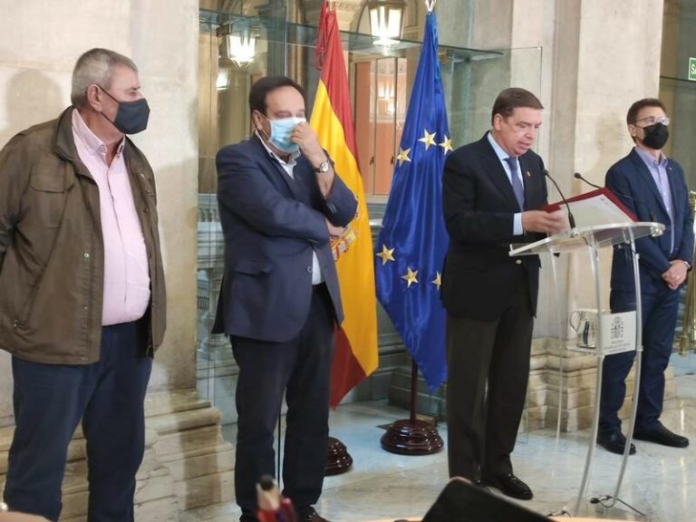 Asaja, COAG y UPA piden un plan de choque urgente para el sector agrario