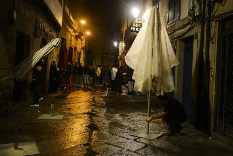 Sanidad notifica 4.353 casos y 26 muertes por COVID-19