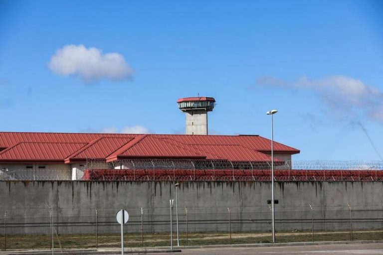 Cerca de 13.000 aspirantes, mayoría mujeres, se enfrentan a la oposición para 900 plazas en instituciones penitenciarias