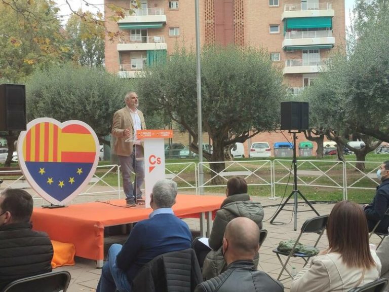 Carrizosa (Cs) afea al PSC ofrecerse a pactar las cuentas y reclama «unidad constitucionalista»