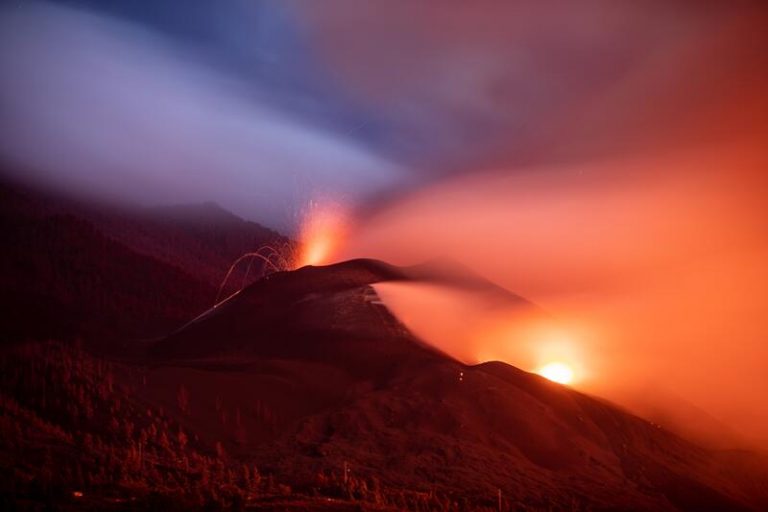 Los científicos observan que el volcán de La Palma «tiene cada vez menos energía»