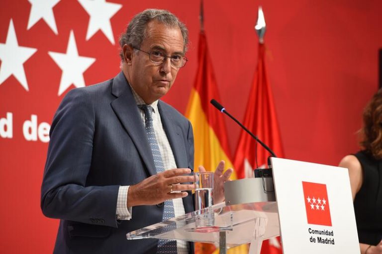 Madrid critica que el Gobierno «deje a un lado» los resultados académicos en el nuevo decreto