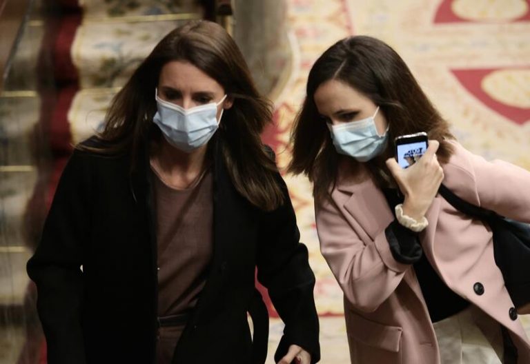 En Comú subraya que Podemos es «compañero de viaje»