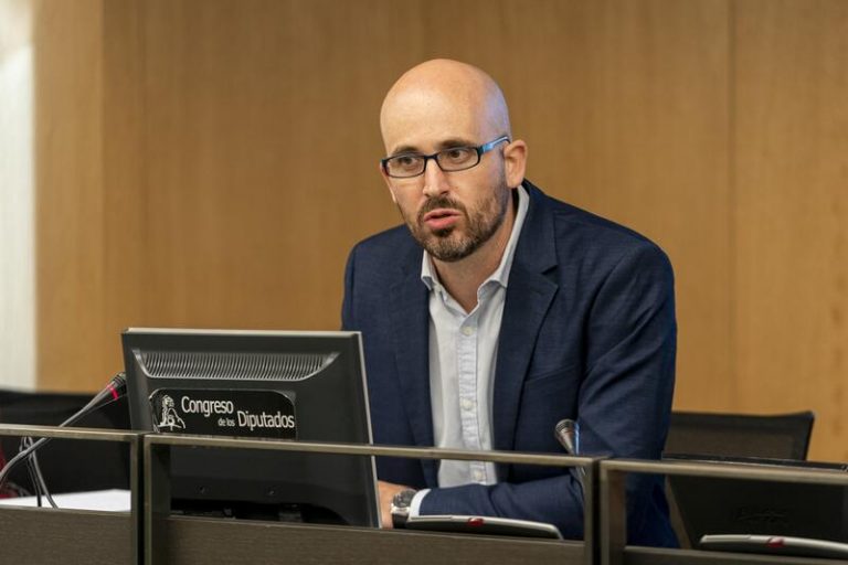 Podemos pide avanzar en el «destope» de cotizaciones