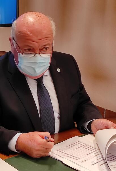 El Gobierno andaluz espera un cambio de «actitud» en el TSJA respecto al carné de vacunación