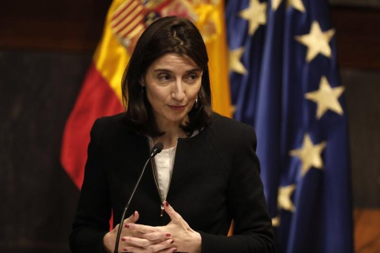 Sindicatos envían cartas a Sánchez y a Díaz para reclamar el cumplimiento de la subida salarial en Justicia