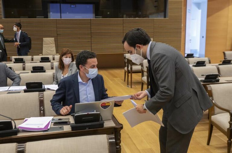 Cs llevará «hasta el TC si hace falta» los vetos del Gobierno cuestionados por los letrados del Congreso