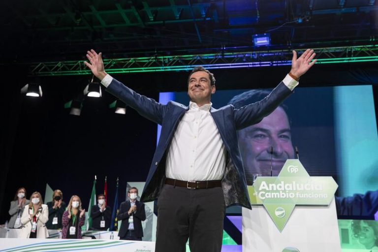 Moreno defiende una «Andalucía sin límites» que, con alianza de los andaluces, puede liderar España