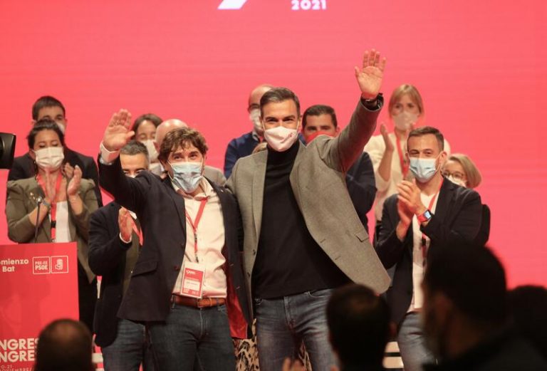 Sánchez afirma que España «no se merece a esta derecha furibunda» y critica que use «cualquier desgracia para atacar»