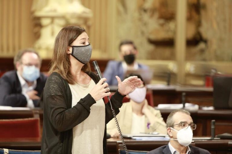 Presidenta Baleares niega que ningún médico haya dejado de ir a la región por la exigencia del catalán