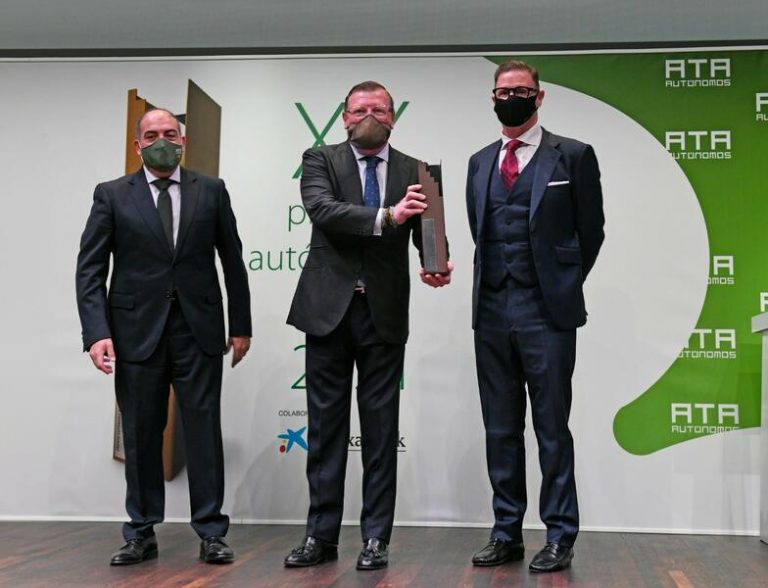 ‘Los Morancos’ reciben el premio a la trayectoria profesional como autónomos de ATA 2021