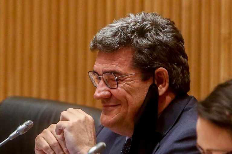 Los planes colectivos de pensiones serán extensibles a autónomos y funcionarios