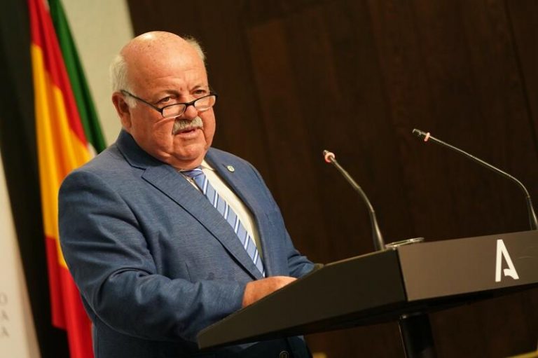 Andalucía pide «tranquilidad» a restauración y ocio ante el nuevo semáforo covid