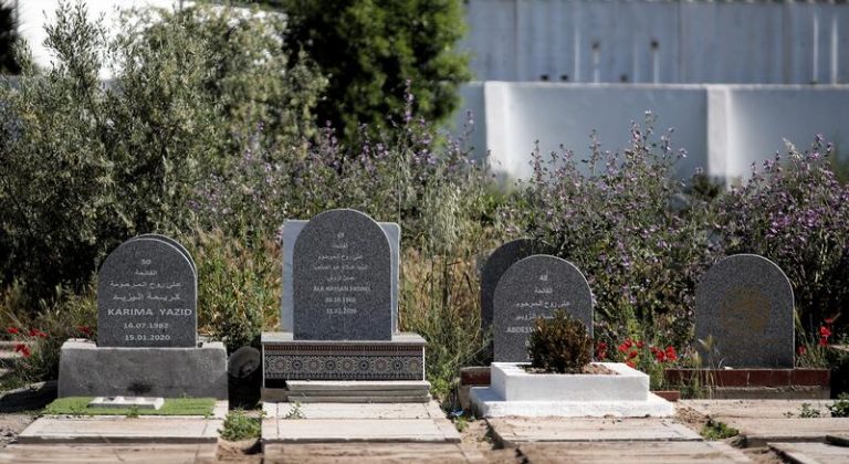 La CIE traslada a Bolaños su «inquietud» por el «déficit alarmante» de cementerios musulmanes
