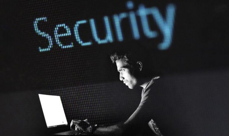 Los comercios minoristas y de transportes, sector de riesgo ante ataques de ransomware estas Navidades