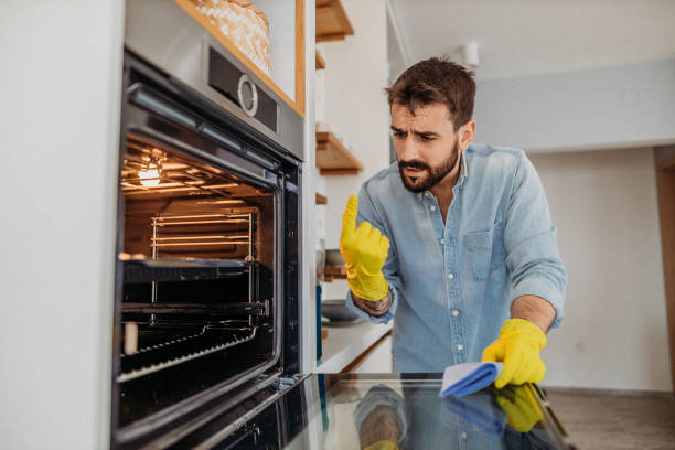 Más Trucos De Limpieza Para Dejar El Horno Impecable