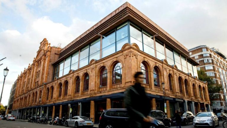 El ‘Financial Times’ cifra en 100 millones de esterlinas las pérdidas del Vaticano tras la venta del edificio de Londres