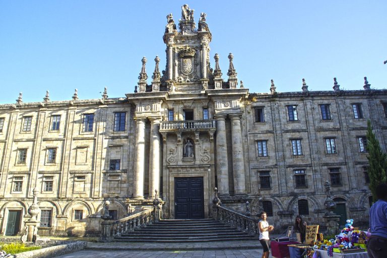 La USC investiga un estudiante tras denuncias de acoso de alumnas de la facultad de Ciencias Políticas