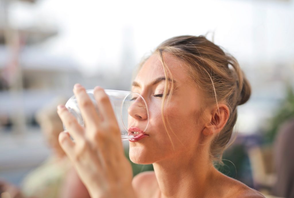 La Necesidad De Beber Agua Todos Los Días