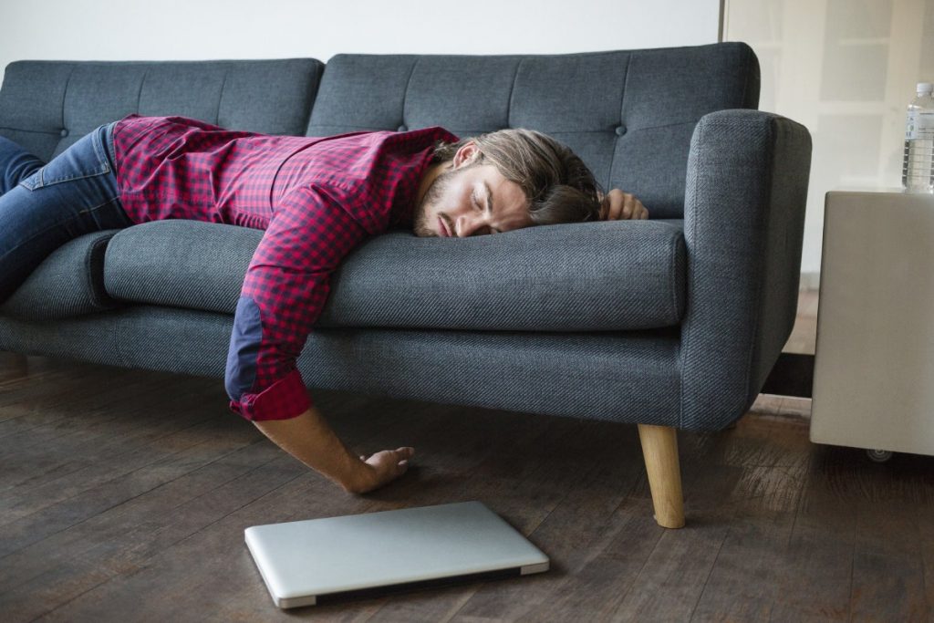 Las 3 Consecuencias Negativas De Dormir La Siesta 3