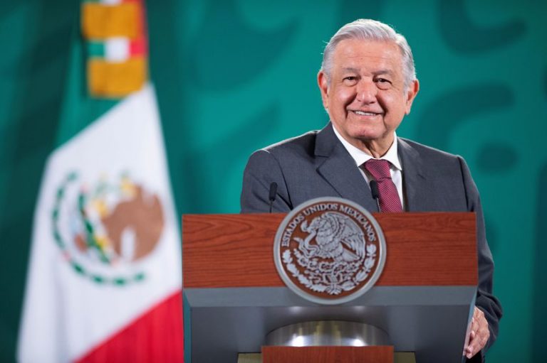 López Obrador propone a Victoria Rodríguez para ser la primera mujer al frente del Banco de México