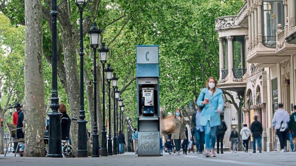 ¿Cuántas Cabinas Telefónicas Existen Actualmente En España?
