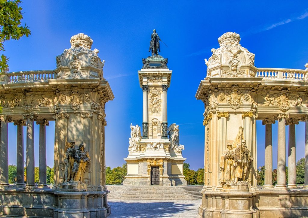 Pueblos Bonitos De La Comunidad De Madrid Para Ver Un Fin De Semana 2 Qué Ver En Buitrago De Lozoya
