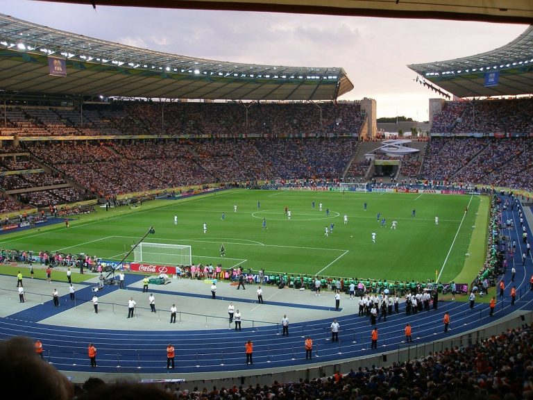 Mundial 2022 en Catar: ¿debería o no ser boicoteado?