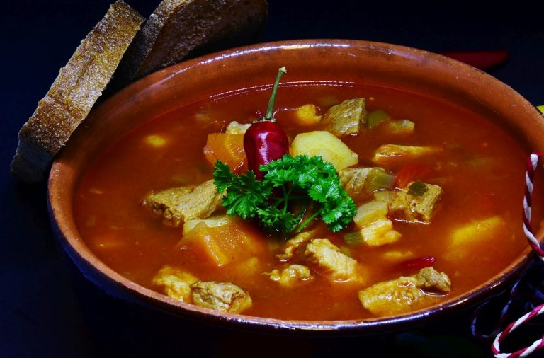¿Te ha salido salado el caldo? El truco que lo arregla al momento