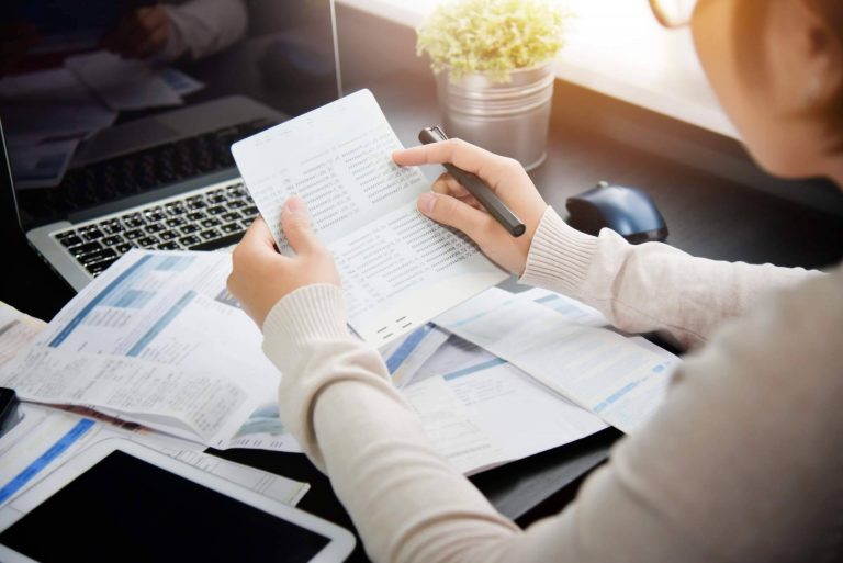 Elegir entre cuentas nómina y cuentas remuneradas en el comparador de productos financieros Economía Responsable