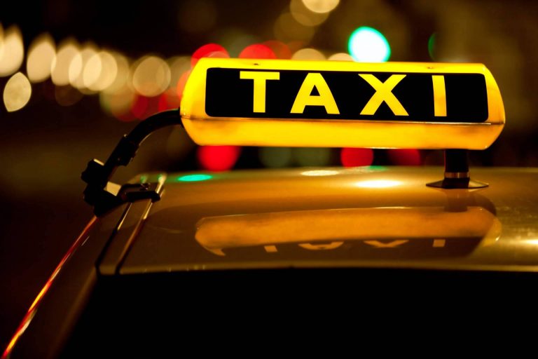 El servicio transfer y taxi en Málaga de Taxi Málaga Airport Charly transfer 24 hours