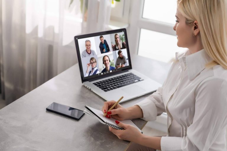 El 1r congreso hispanoamericano de e-learning, EXPOAPeL, promueve la formación por medios telemáticos