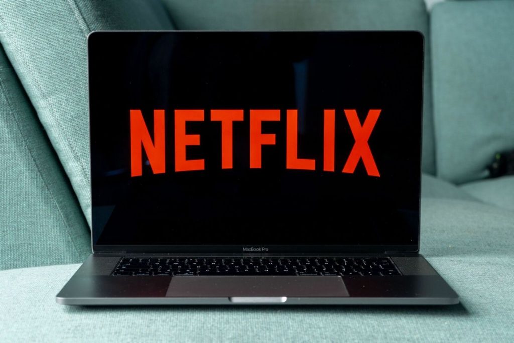 10 Series De Netflix Que Debes Ver Antes De Que Acabe 2021