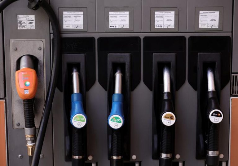 El consumo de combustibles repunta un 6,9% en octubre con respecto al mismo mes del año pasado