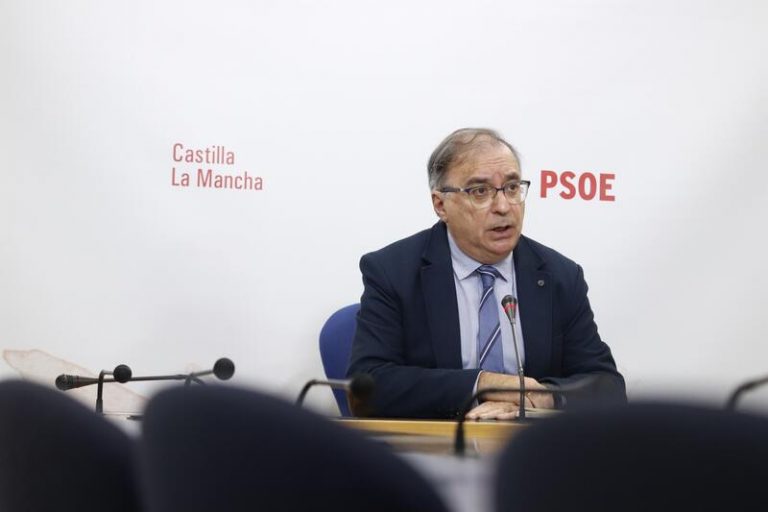 PSOE critica que Casado ha estado en Toledo y ha sido «incapaz de asomarse al Tajo y ver su estado»