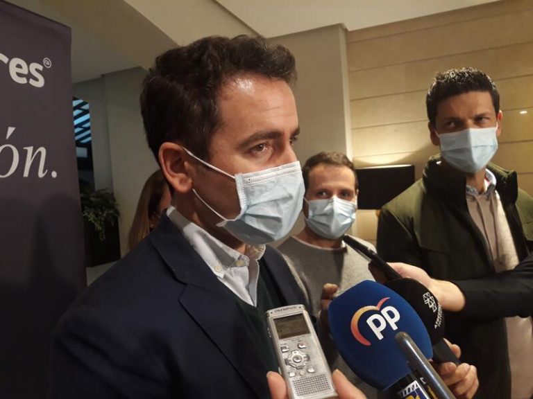 García Egea dice que si Díaz no compartió la información sobre el coronavirus, sería una «negligencia política»