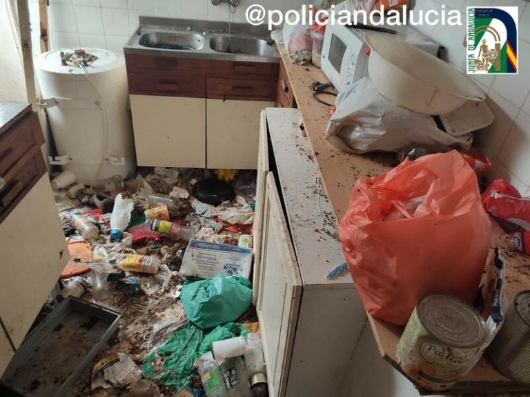 Retiran a una pareja sus 4 hijos menores por tenerlos en «desprotección»