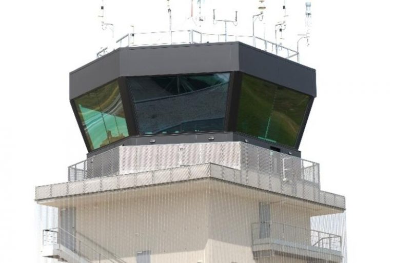 Enaire mejora la operatividad en los aeropuertos de Jerez, Pamplona y A Coruña